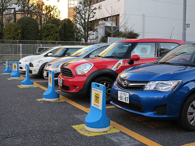 640px-carsharing_times_car_plus_tokyo_japan